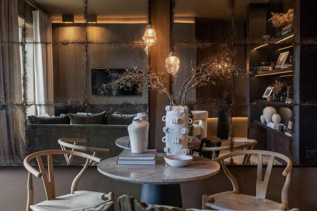 Alfred'S Ramsbottom - Suite One 外观 照片